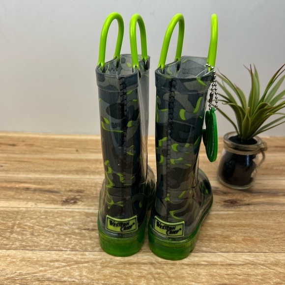 Western Chief Surf Camo Light-Up Waterproof Rain Boot - Picture 6 of 10